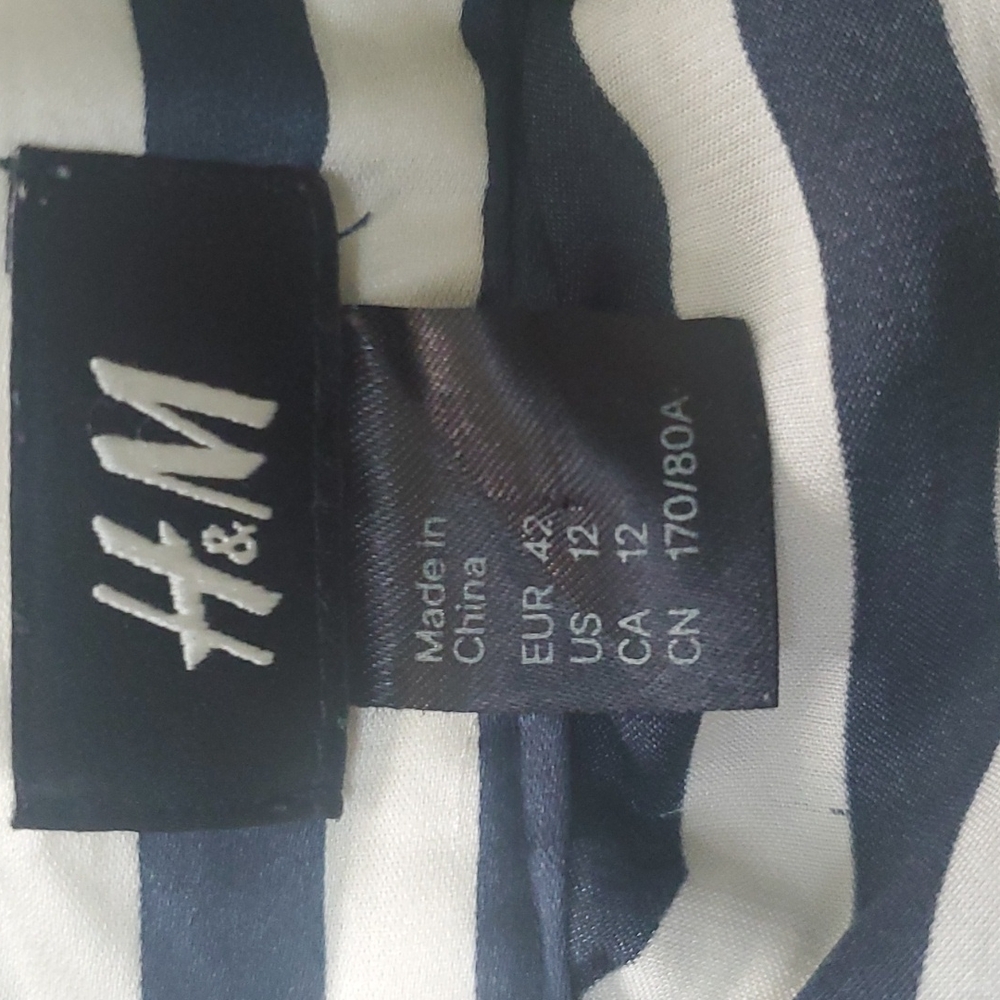 H&M Mini Skirt - Picture 6 of 8